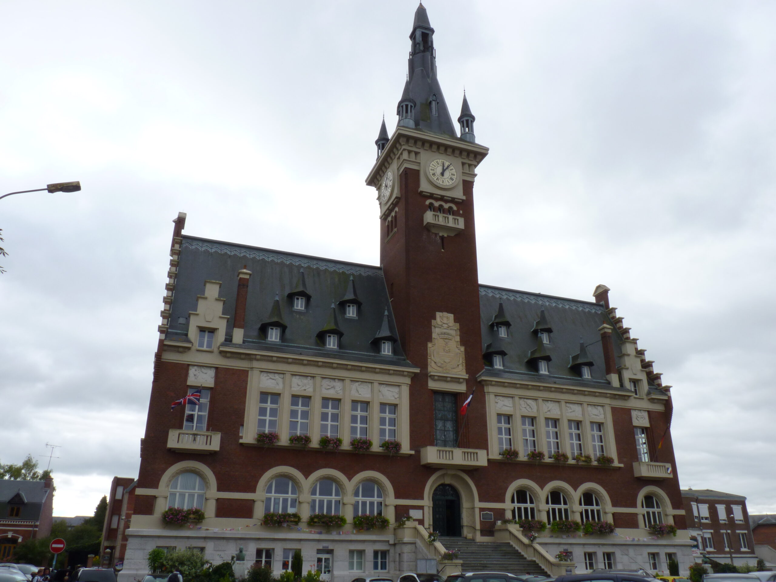 80_ALBERT_Hôtel_de_Ville_place Emile_Leturcq (2)